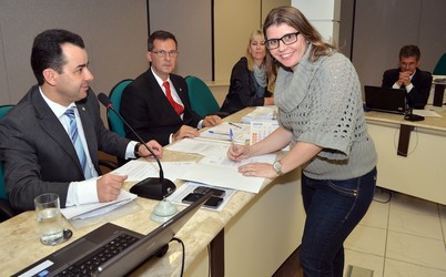 Conselheira Michele Roncalio assume Vice-presidência de Controle Interno