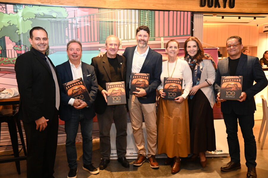 crcsc-prestigia-lancamento-do-livro-que-celebra-os-100-anos-da-ponte-hercilio-luz