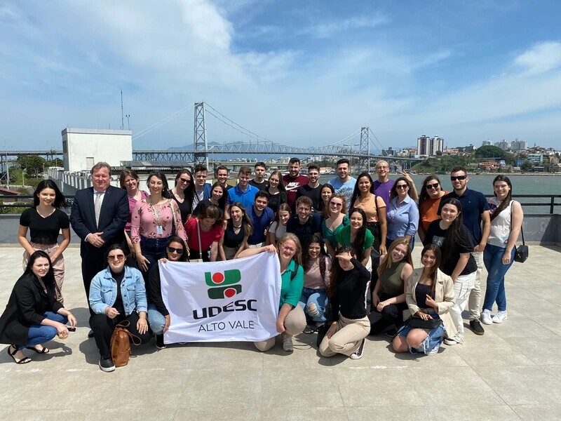 estudantes-de-ciencias-contabeis-visitam-sede-do-crcsc-em-florianopolis